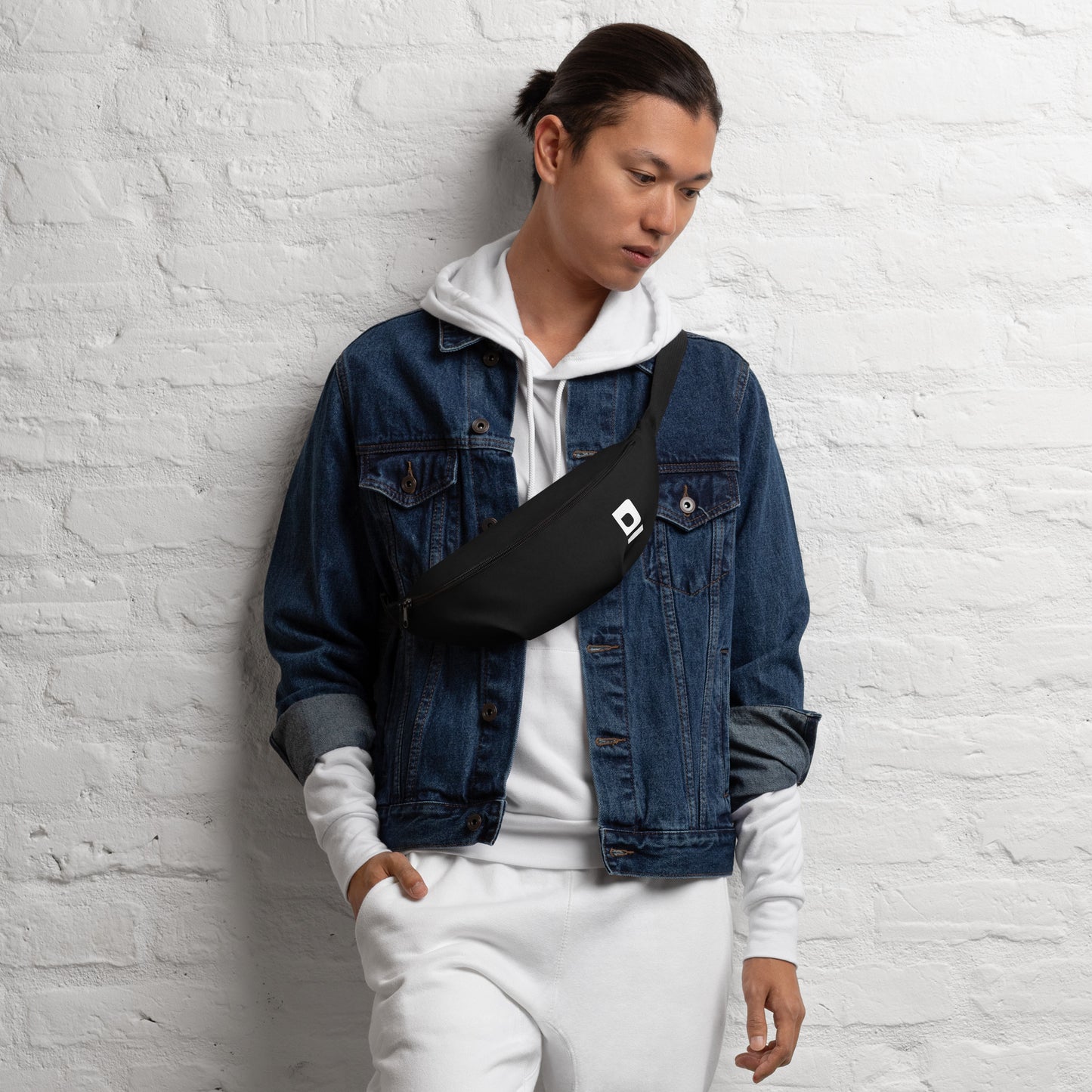 D Fanny Pack